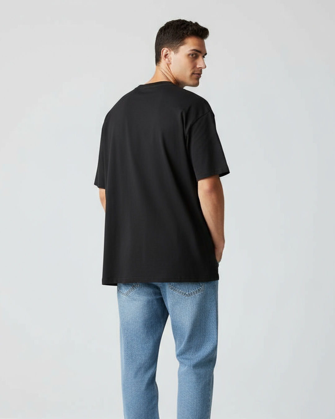 Midnight Essence: Oversized Tee Minimalist Look - Thumbnail 4